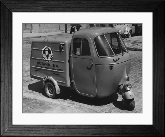 Framed Print : 1962 Vespacar 3 wheel van. Creator: Unknown Framed Print : 1962 Vespacar 3 wheel van. Creator: Unknown