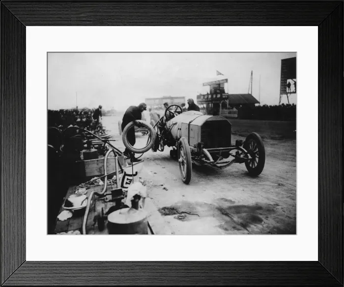 Framed Print : 1908 Mercedes, Lautenschlager, changing wheel, winner French Grand Prix. Creator: Unknown Framed Print : 1908 Mercedes, Lautenschlager, changing wheel, winner French Grand Prix. Creator: Unknown