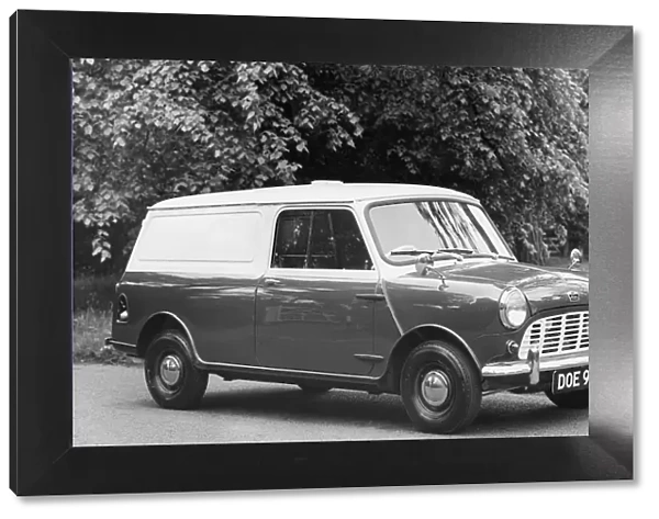 1966 Austin Mini van 1. 25 ton. Creator: Unknown