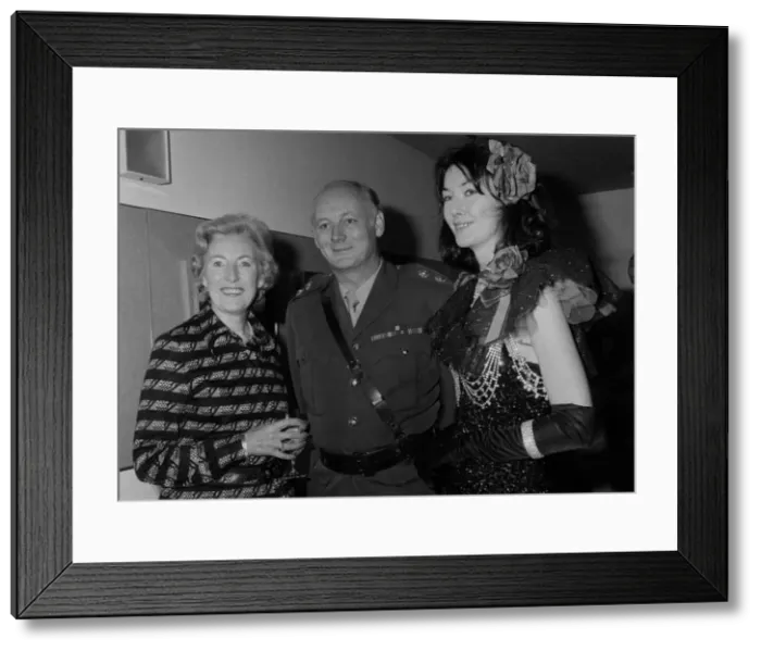 Framed Print : Dame Vera Lynn with Lord and Lady Montagu at Beaulieu party, mid 1970 s. Creator: Unknown Framed Print : Dame Vera Lynn with Lord and Lady Montagu at Beaulieu party, mid 1970 s. Creator: Unknown