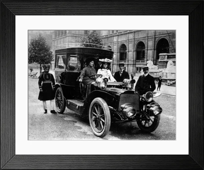 Framed Print : 1903 Mors Pullman owned by Marquis of Anglesey. Creator: Unknown Framed Print : 1903 Mors Pullman owned by Marquis of Anglesey. Creator: Unknown