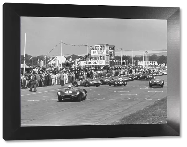 Start of 1959 Tourist Trophy race at Goodwood. Creator: Unknown