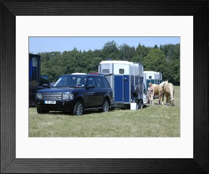 Framed Print : Range Rover with horse box at 2006 New Forest Show. Creator: Unknown Framed Print : Range Rover with horse box at 2006 New Forest Show. Creator: Unknown