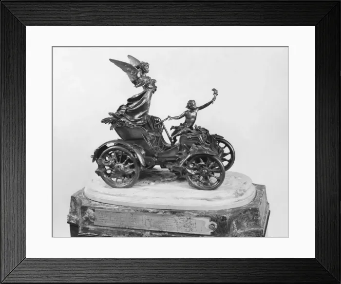 Framed Print : The Gordon Bennett Trophy. Creator: Unknown Framed Print : The Gordon Bennett Trophy. Creator: Unknown