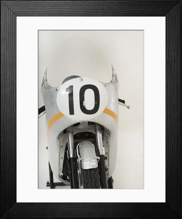 Framed Print : 1961 Honda RC162, Mike Hailwood. Creator: Unknown Framed Print : 1961 Honda RC162, Mike Hailwood. Creator: Unknown