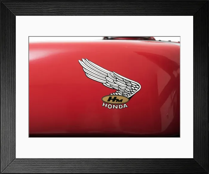 Framed Print : 1961 Honda RC162, Mike Hailwood. Creator: Unknown Framed Print : 1961 Honda RC162, Mike Hailwood. Creator: Unknown