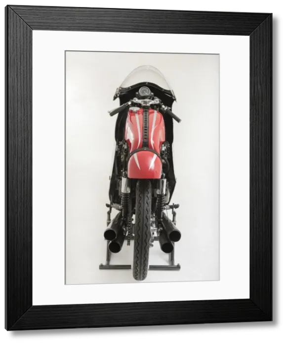 Framed Print : 1961 Honda RC162, Mike Hailwood. Creator: Unknown Framed Print : 1961 Honda RC162, Mike Hailwood. Creator: Unknown
