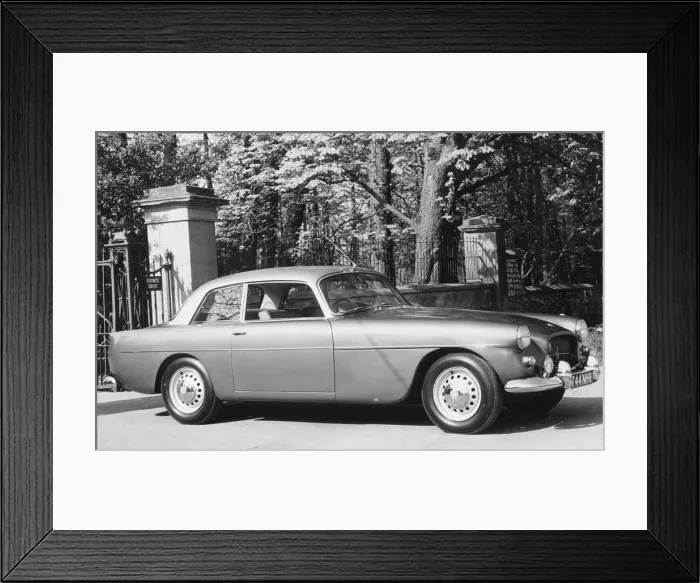 Framed Print : 1963 Bristol 407. Creator: Unknown Framed Print : 1963 Bristol 407. Creator: Unknown