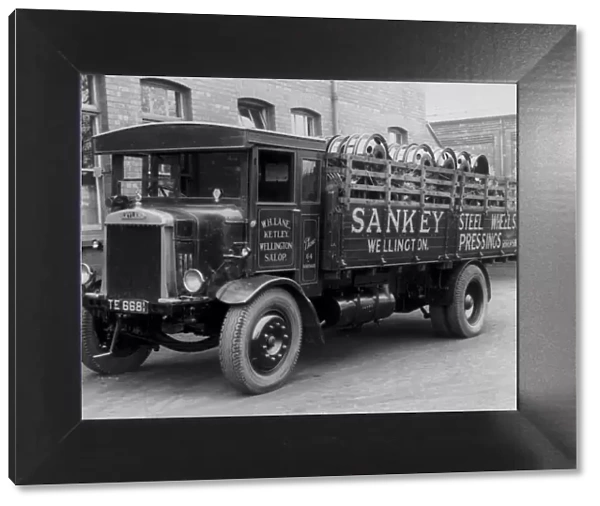 1930 Leyland 6 ton truck. Creator: Unknown