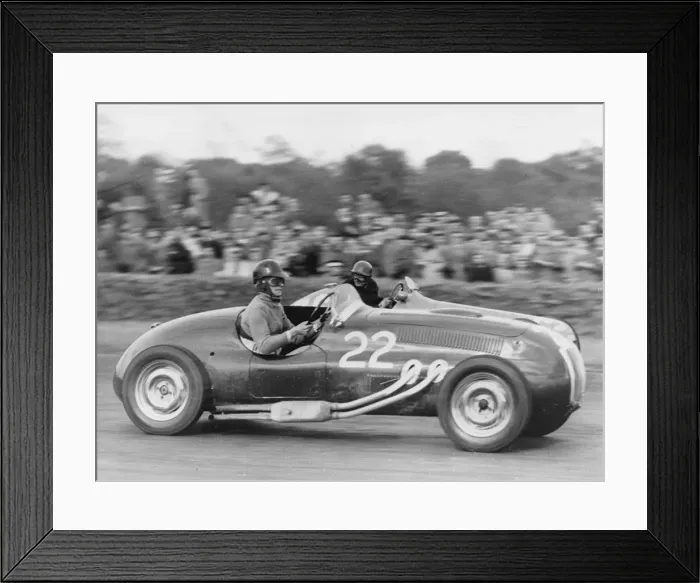 Framed Print : 1952 Frazer-Nash, Tony Crook being overtaken by de Graffenrieds Maserati. Creator: Unknown Framed Print : 1952 Frazer-Nash, Tony Crook being overtaken by de Graffenrieds Maserati. Creator: Unknown