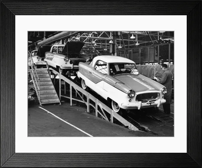 Framed Print : Metroplitan manufacture at Austins Longbridge plant 1956. Creator: Unknown Framed Print : Metroplitan manufacture at Austins Longbridge plant 1956. Creator: Unknown