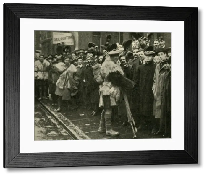 Framed Print : Scottish soldiers and would-be recruits, Britain, First World War, (c1920). Creator: Unknown Framed Print : Scottish soldiers and would-be recruits, Britain, First World War, (c1920). Creator: Unknown