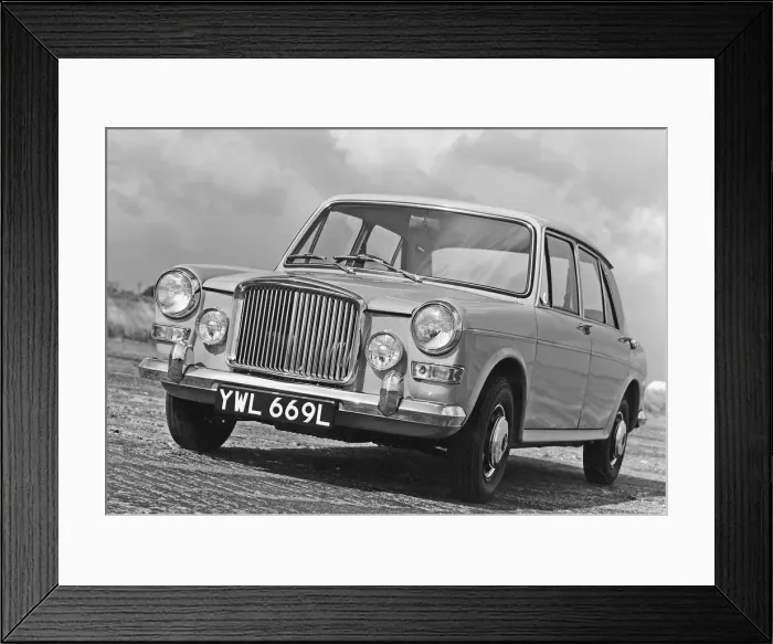 Framed Print : 1972 Vanden Plas 1300 Princess. Creator: Unknown Framed Print : 1972 Vanden Plas 1300 Princess. Creator: Unknown