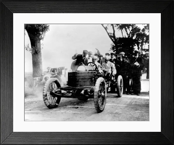 Framed Print : Darracq 200bhp V8, Kenelm Lee Guinness at 1906 Ostend Speed Trials. Creator: Unknown Framed Print : Darracq 200bhp V8, Kenelm Lee Guinness at 1906 Ostend Speed Trials. Creator: Unknown