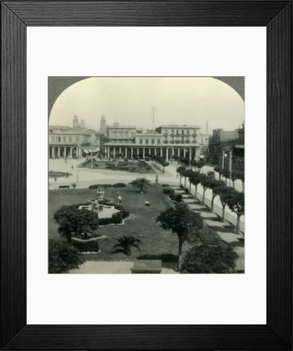 Framed Print : Independence Plaza, Montevideo, Uruguay, c1930s. Creator: Unknown Framed Print : Independence Plaza, Montevideo, Uruguay, c1930s. Creator: Unknown