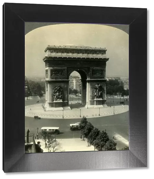 The Arch of Triumph and the Place de l Etoile, Paris, France, c1930s. Creator: Unknown