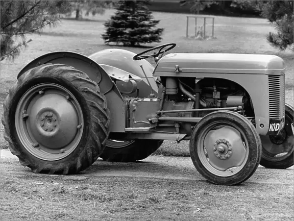 1948 Ferguson TEA 20 tractor. Creator: Unknown