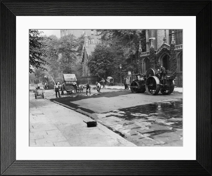 Framed Print : Aveling & Porter Road Roller. Creator: Unknown Framed Print : Aveling & Porter Road Roller. Creator: Unknown