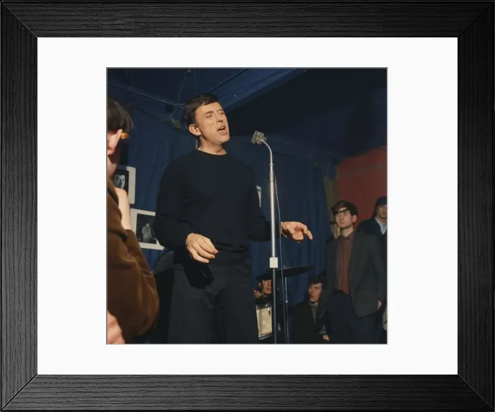 Framed Print : Mark Murphy, Red Lion, Cambridge, 1964. Creator: Brian Foskett Framed Print : Mark Murphy, Red Lion, Cambridge, 1964. Creator: Brian Foskett