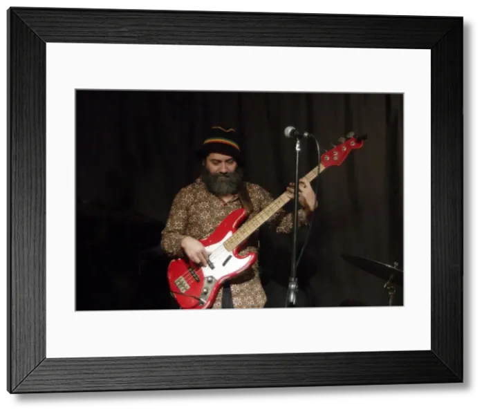 Framed Print : Theo Pascal, Carmen Souzas Silver Messengers, Verdict Jazz Club, Brighton East Sussex, 2019 Framed Print : Theo Pascal, Carmen Souzas Silver Messengers, Verdict Jazz Club, Brighton East Sussex, 2019