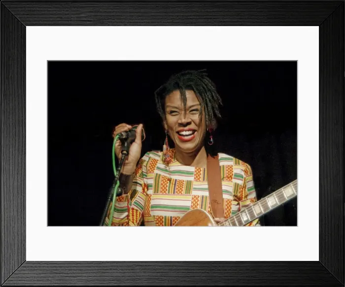 Framed Print : Carmen Souza, Carmen Souzas Silver Messengers, Verdict Jazz Club, Brighton East Sussex, 2019 Framed Print : Carmen Souza, Carmen Souzas Silver Messengers, Verdict Jazz Club, Brighton East Sussex, 2019