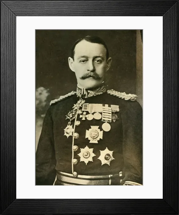 Framed Print : Lieut. -General Sir Archibald Hunter, K. C. B. 1901. Creator: Bassano Ltd Framed Print : Lieut. -General Sir Archibald Hunter, K. C. B. 1901. Creator: Bassano Ltd