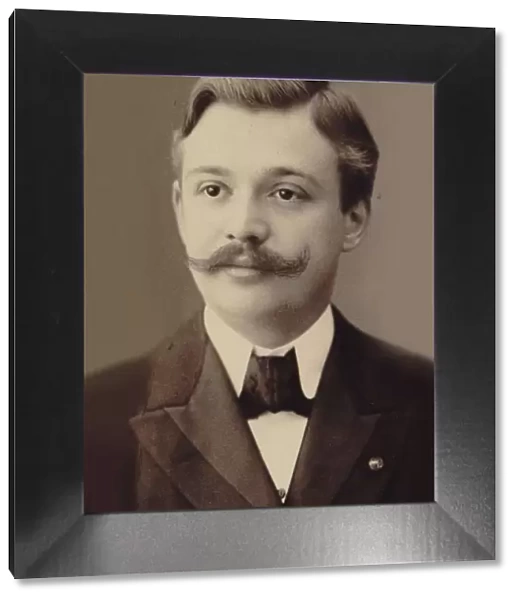 Portrait of the violinist and composer Henri Marteau (1874-1934). Creator: Photo studio N