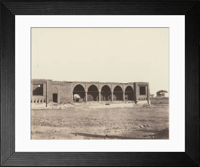Framed Print : Syout, Caravanserail en Ruines, 1851-52, printed 1853-54 Framed Print : Syout, Caravanserail en Ruines, 1851-52, printed 1853-54