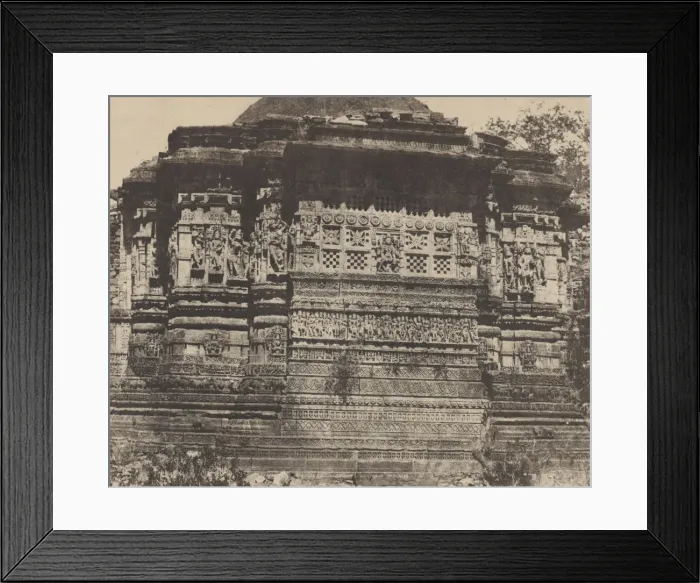 Framed Print : Ancien Temple Hindou. A Tchittour entre Agra et Bombay. 1851 Framed Print : Ancien Temple Hindou. A Tchittour entre Agra et Bombay. 1851