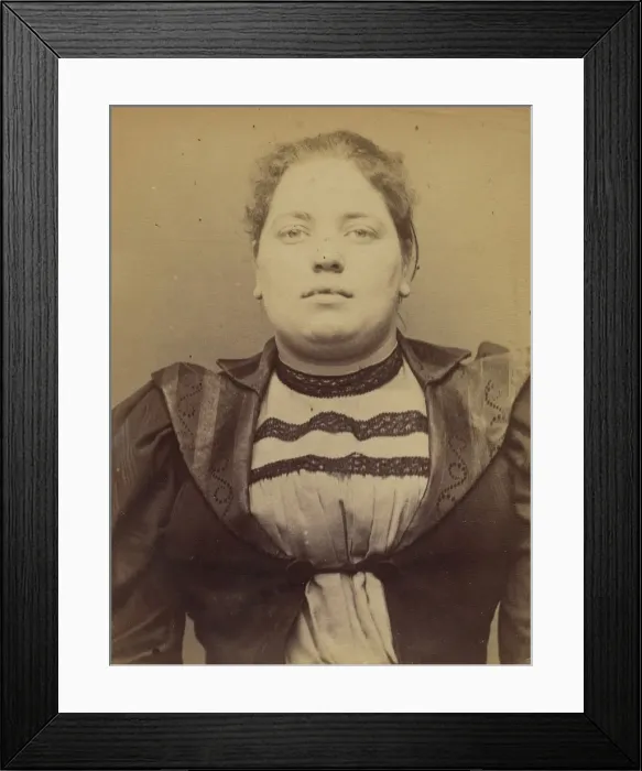 Framed Print : Borreman. Leontine, Eugenie. 23 ans, nee a Paris le 25 / 12 / 70 Framed Print : Borreman. Leontine, Eugenie. 23 ans, nee a Paris le 25 / 12 / 70