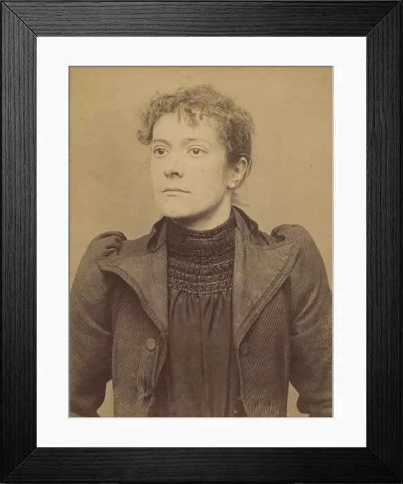 Framed Print : Soubrier. Annette (femme Chericotti). 28 ans, nee a Paris Ille. Coutiere Framed Print : Soubrier. Annette (femme Chericotti). 28 ans, nee a Paris Ille. Coutiere