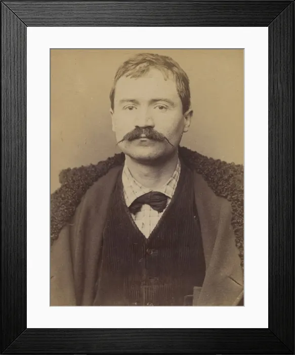 Framed Print : Breiner. Jean-Baptiste. 31 ans, ne a Bar sur Aube (Aube). Mecanicien Framed Print : Breiner. Jean-Baptiste. 31 ans, ne a Bar sur Aube (Aube). Mecanicien