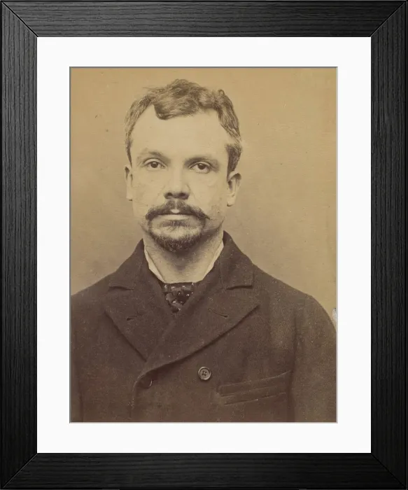 Framed Print : Chericotti. Paul. 35 ans, ne a Milan (Italie). Marchand de volailles Framed Print : Chericotti. Paul. 35 ans, ne a Milan (Italie). Marchand de volailles