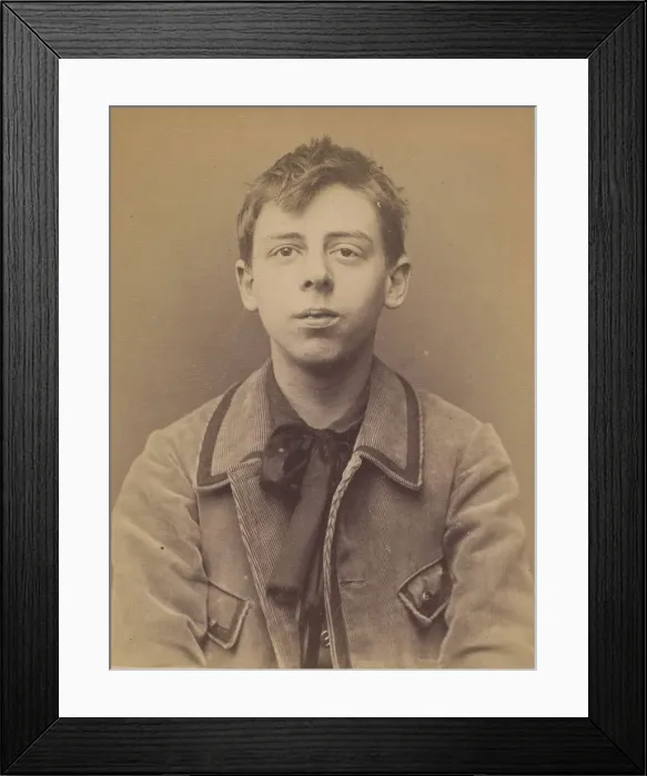 Framed Print : Veret. 0ctave-Jean. 19 ans, ne a Paris XXe. Photographe. Anarchiste Framed Print : Veret. 0ctave-Jean. 19 ans, ne a Paris XXe. Photographe. Anarchiste