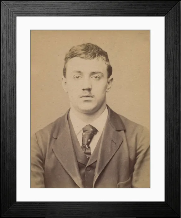 Framed Print : Forti. Alfred. 18 ans, ne a Milan (Italie). Restaurateur. Anarchiste. 27 / 2 / 94 Framed Print : Forti. Alfred. 18 ans, ne a Milan (Italie). Restaurateur. Anarchiste. 27 / 2 / 94
