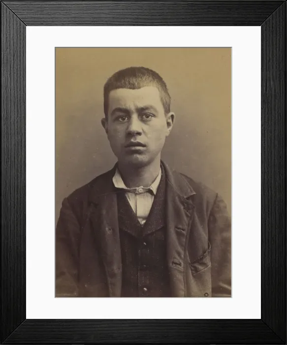 Framed Print : Maince. emile. 19 ans, ne a Levallois-Perret (Seine) Framed Print : Maince. emile. 19 ans, ne a Levallois-Perret (Seine)