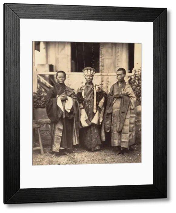 Framed Print : Bonzes de la Pagoda Chinoise (Cholen), Saigon, Cochinchine, 1866 Framed Print : Bonzes de la Pagoda Chinoise (Cholen), Saigon, Cochinchine, 1866