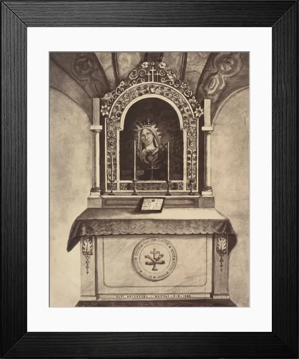 Framed Print : XIIIe Station. Jesus est remis entre les mains de sa mere Framed Print : XIIIe Station. Jesus est remis entre les mains de sa mere