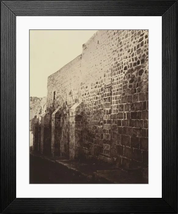 Framed Print : IIe Station. Jesus est charge de sa croix. Cette Station est placé