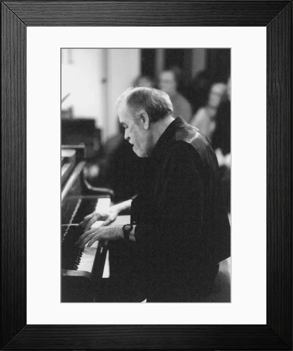 Framed Print : Roger Kellaway, Lauderdale House, London, 2008. Creator: Brian Foskett Framed Print : Roger Kellaway, Lauderdale House, London, 2008. Creator: Brian Foskett