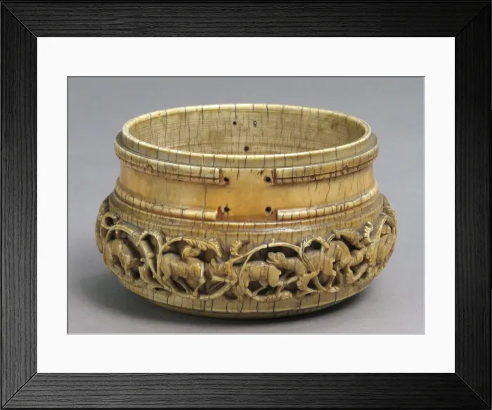 Framed Print : Pyx, Italian, 16th century or earlier. Creator: Unknown Framed Print : Pyx, Italian, 16th century or earlier. Creator: Unknown
