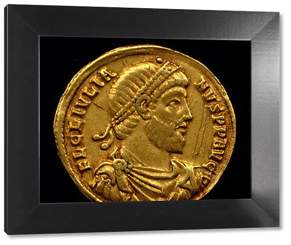 Gold Solidus of Julian (361-63), Byzantine, 361-363. Creator: Unknown