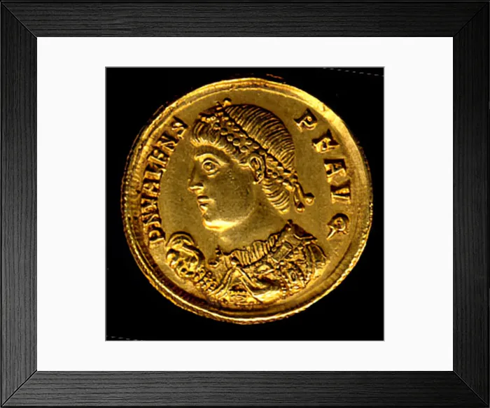 Framed Print : Gold Solidus of Valens (364-78), Byzantine, 364-378. Creator: Unknown Framed Print : Gold Solidus of Valens (364-78), Byzantine, 364-378. Creator: Unknown