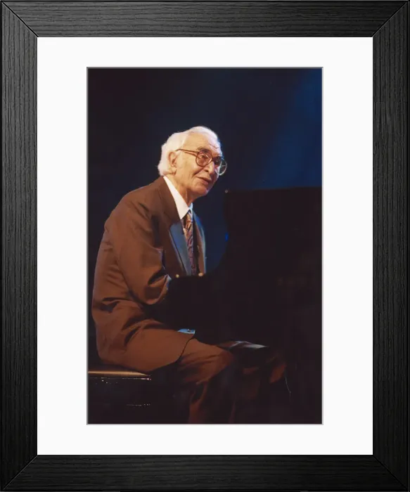Framed Print : Dave Brubeck, North Sea Jazz Festival, The Hague, Netherlands, 2004 Framed Print : Dave Brubeck, North Sea Jazz Festival, The Hague, Netherlands, 2004