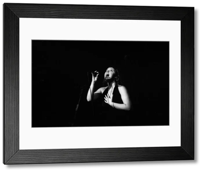 Framed Print : Jane Monheit, Brecon Jazz Festival, Brecon, Powys, Wales, Aug 2001 Framed Print : Jane Monheit, Brecon Jazz Festival, Brecon, Powys, Wales, Aug 2001