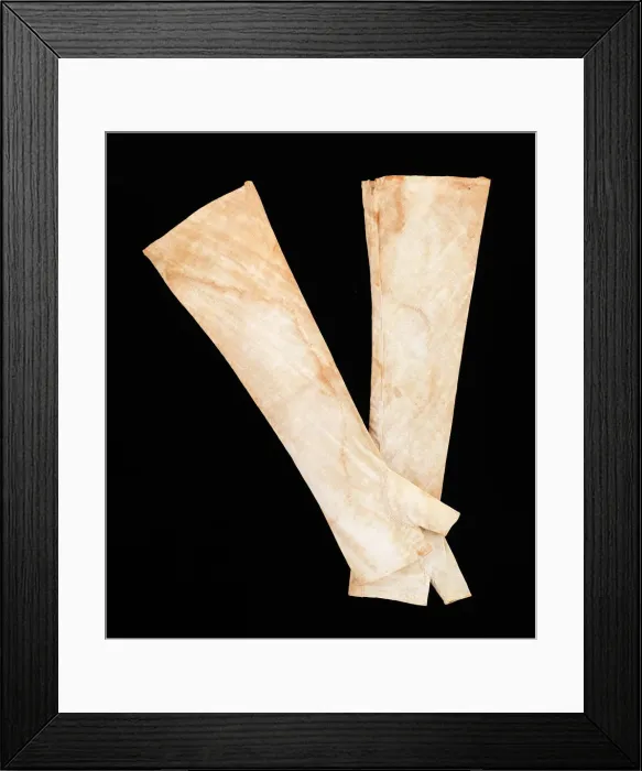 Framed Print : Mitts, American, 1800-1824. Creator: Unknown Framed Print : Mitts, American, 1800-1824. Creator: Unknown