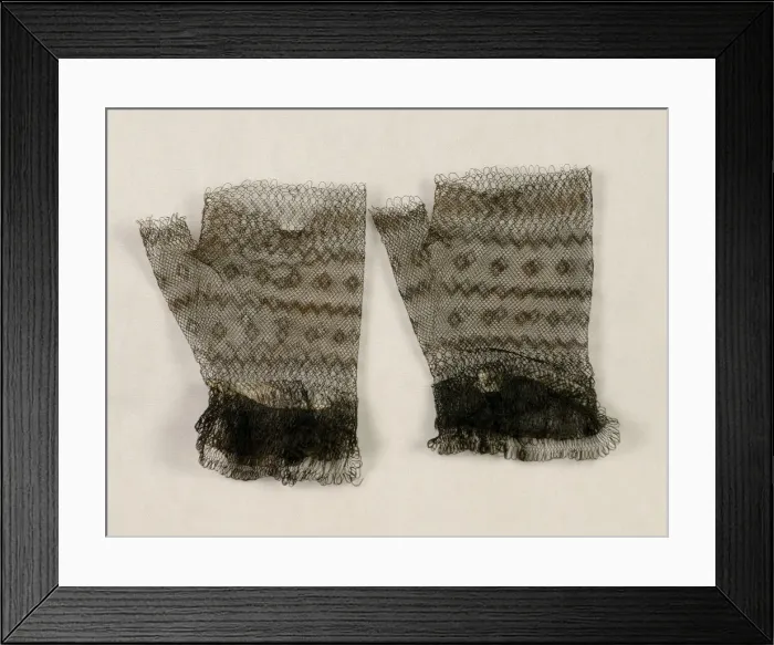Framed Print : Mitts, American, third quarter 19th century. Creator: Unknown Framed Print : Mitts, American, third quarter 19th century. Creator: Unknown