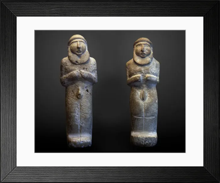 Framed Print : Statuettes of bearded men (possibly the priest-king), 4th millenium BC Framed Print : Statuettes of bearded men (possibly the priest-king), 4th millenium BC