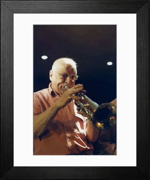 Framed Print : Ronnie Hughes, Spice of Life, London, 2007. Creator: Brian Foskett Framed Print : Ronnie Hughes, Spice of Life, London, 2007. Creator: Brian Foskett