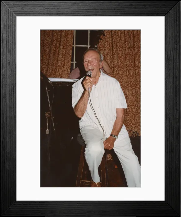 Framed Print : Denis Lotis, Jazz Party, Norwich 2007. Creator: Brian Foskett Framed Print : Denis Lotis, Jazz Party, Norwich 2007. Creator: Brian Foskett